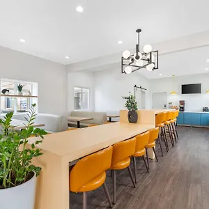 https://comfort-inn-cockatoo-near-lax-airport.topanaheimhotels.com